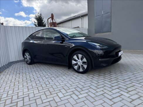 Tesla Model Y SUV / Terénní 0,0 0