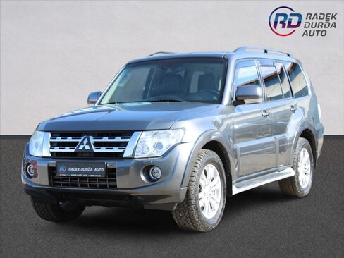 Mitsubishi Pajero SUV / Terénní 3,2 l 147 kw