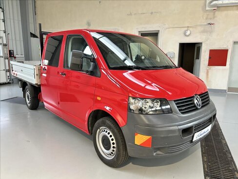 Volkswagen Transporter Valník 2,5 l 96 kw