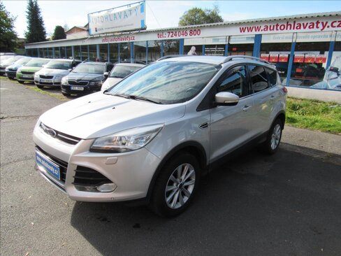 Ford Kuga SUV / Terénní 1,5 l 110 kw