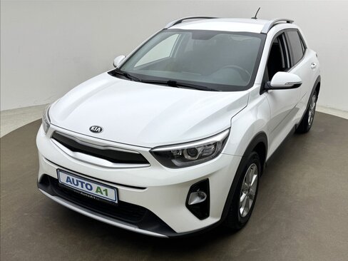 KIA Stonic SUV / Terénní 1,4 l 73 kw