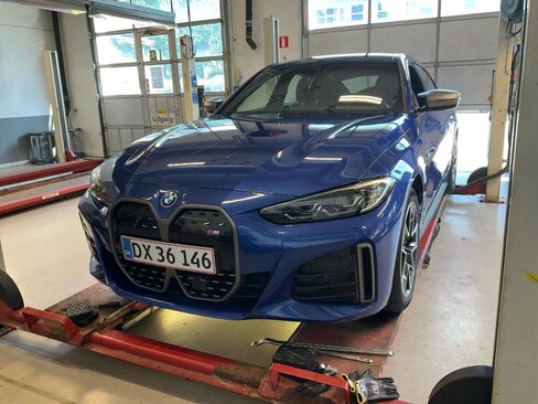 BMW i4 Ostatní 0,0 400 kw