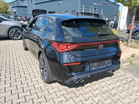 Cupra Leon Hatchback 2,0 l 221 kw