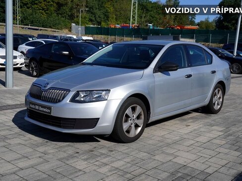 Škoda Octavia Sedan / Limuzína 1,2 l 63 kw