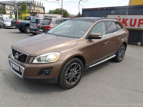 Volvo XC60 SUV / Terénní 3,0 l 210 kw