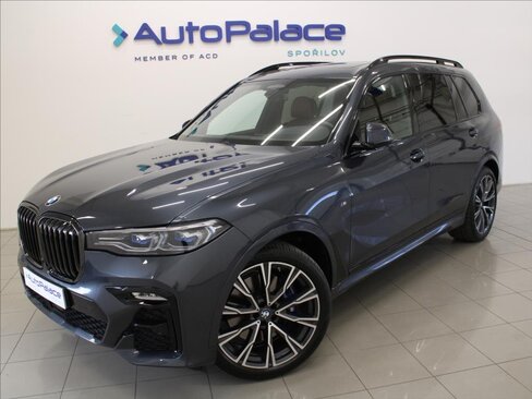 BMW X7 SUV / Terénní 3,0 l 245 kw