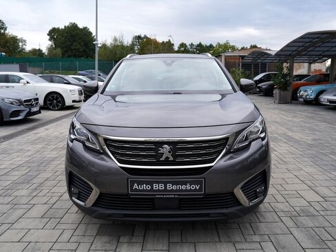 Peugeot 5008 SUV / Terénní 1,6 l 88 kw