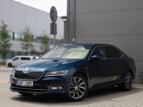Škoda Superb Sedan / Limuzína 2,0 l 140 kw