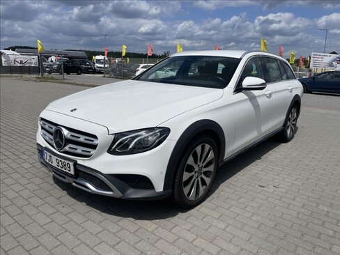 Mercedes-Benz Třídy E Kombi 2,0 l 143 kw