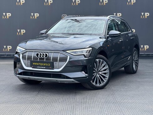 Audi e-tron SUV / Terénní 0,0 230 kw