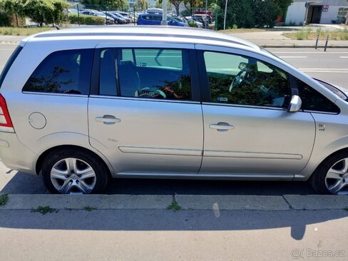 Opel Zafira MPV 2,2 l 110 kw