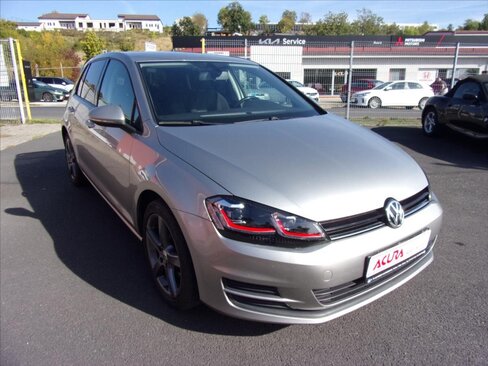 Volkswagen Golf Kombi 1,2 l 63 kw