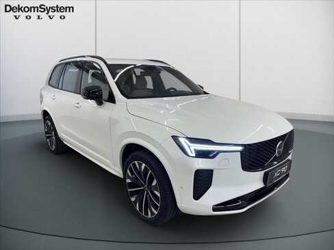 Volvo XC90 SUV / Terénní 2,0 l 184 kw