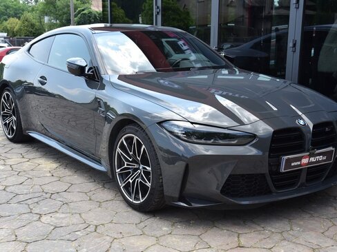 BMW M4 Kupé 3,0 l 375 kw