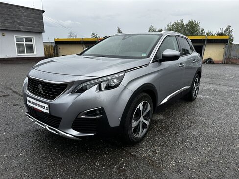 Peugeot 3008 SUV / Terénní 1,2 l 96 kw
