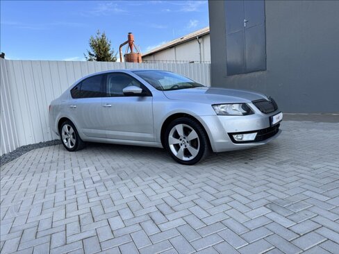 Škoda Octavia Sedan / Limuzína 2,0 l 110 kw
