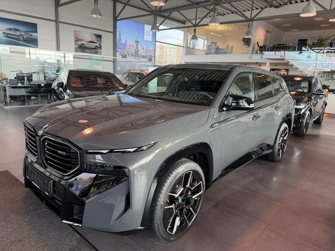BMW XM Hatchback 4,4 l 550 kw