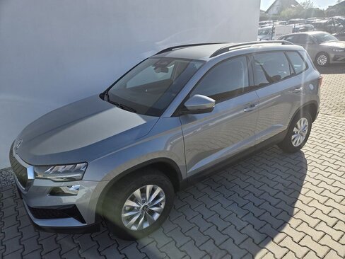 Škoda Karoq SUV / Terénní 1,5 l 110 kw