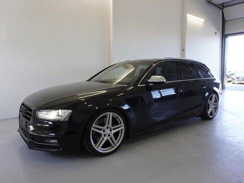 Audi S4 Kombi 3,0 l 245 kw
