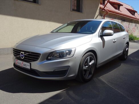 Volvo V60 Kombi 2,0 l 120 kw