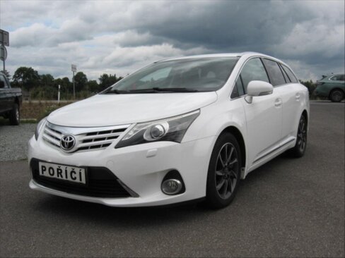 Toyota Avensis Kombi 2,0 l 91 kw