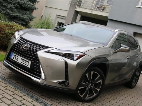 Lexus UX 250h Hatchback 2,0 l 112 kw
