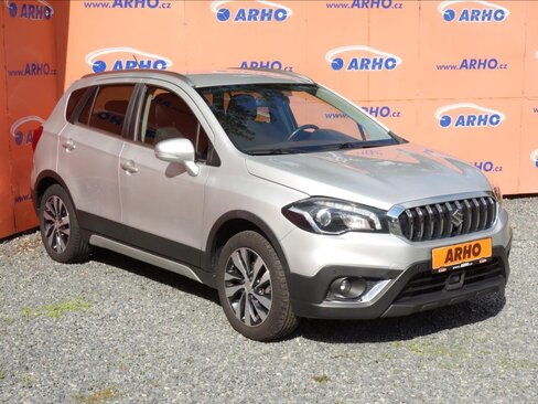 Suzuki S-Cross SUV / Terénní 1,4 l 103 kw