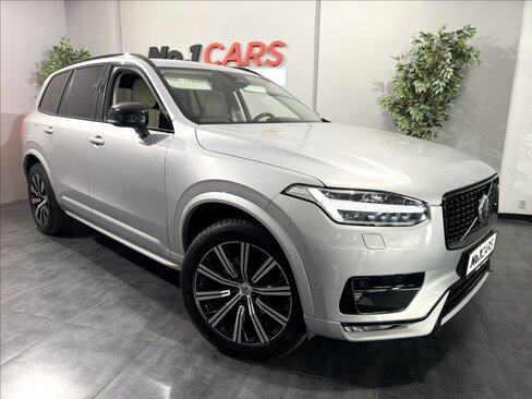 Volvo XC90 SUV / Terénní 2,0 l 180 kw