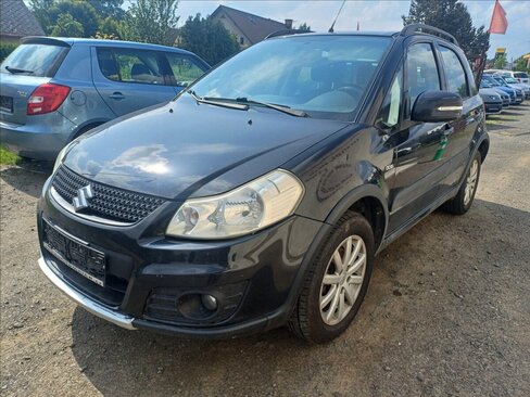 Suzuki SX4 Hatchback 2,0 l 99 kw