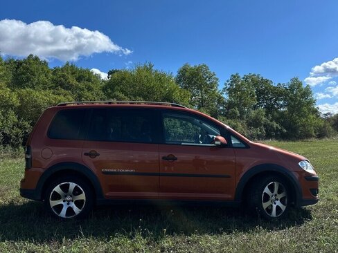 Volkswagen Touran SUV / Terénní 0,0 103 kw