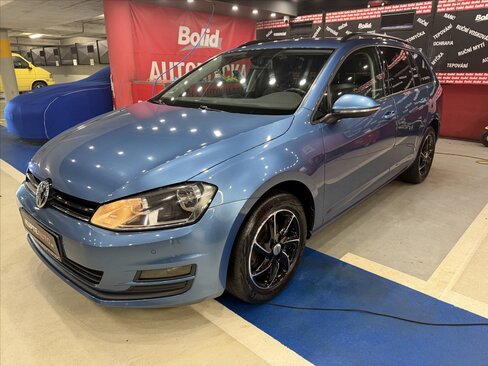 Volkswagen Golf Kombi 1,2 l 77 kw