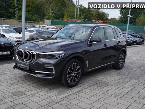 BMW X5 SUV / Terénní 3,0 l 250 kw