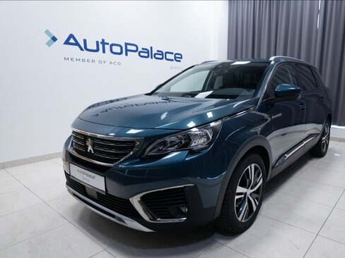 Peugeot 5008 MPV 1,2 l 96 kw
