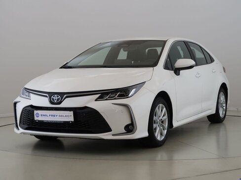 Toyota Corolla Sedan / Limuzína 1,5 l 92 kw
