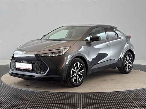 Toyota C-HR SUV / Terénní 2,0 l 145 kw
