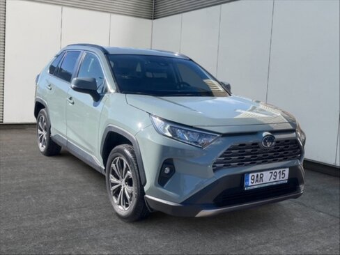 Toyota RAV4 SUV / Terénní 2,5 l 131 kw