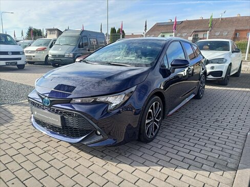 Toyota Corolla Kombi 2,0 l 112 kw