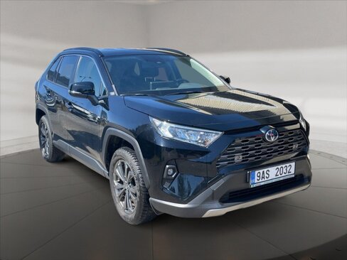 Toyota RAV4 SUV / Terénní 2,5 l 131 kw