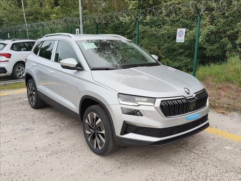 Škoda Karoq SUV / Terénní 1,5 l 110 kw