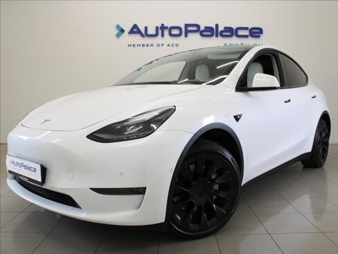Tesla Model Y SUV / Terénní 0,0 378 kw