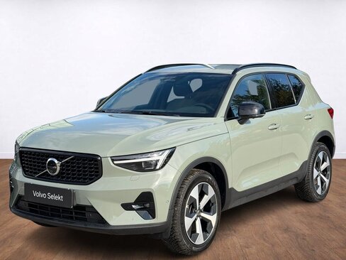 Volvo XC40 SUV / Terénní 2,0 l 120 kw