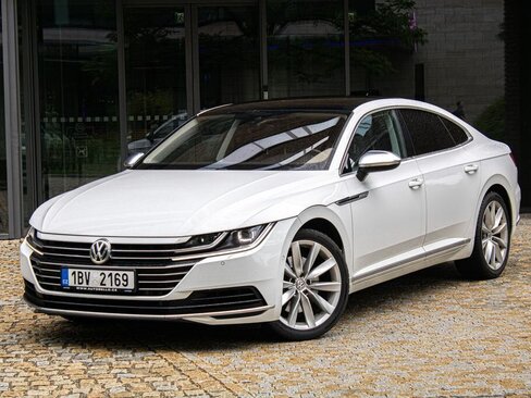 Volkswagen Arteon Liftback 2,0 l 176 kw