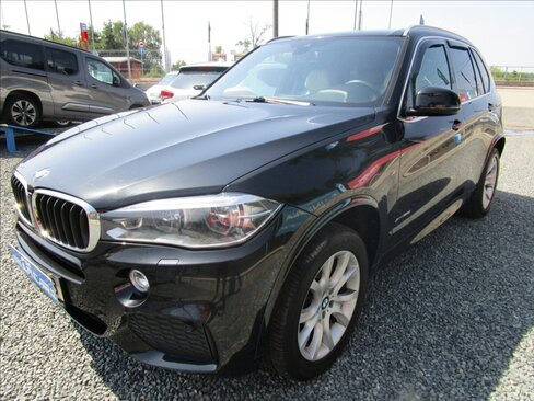 BMW X5 Kombi 3,0 l 190 kw