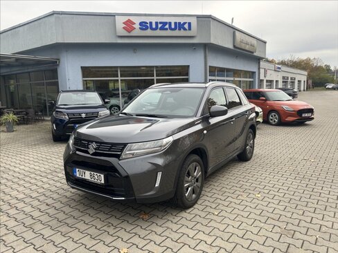 Suzuki Vitara SUV / Terénní 1,4 l 80 kw