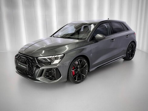 Audi RS 3 Hatchback 2,5 l 294 kw