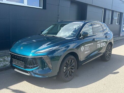 Dongfeng Ostatní SUV / Terénní 1,5 l 145 kw
