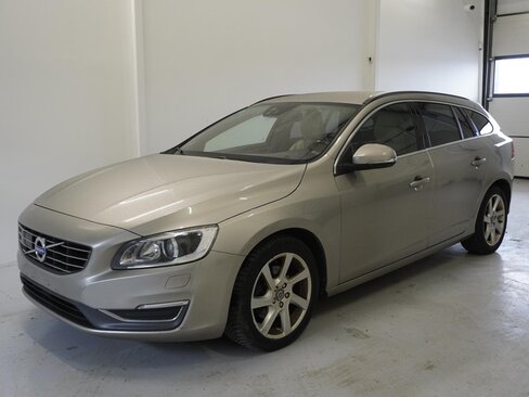 Volvo V60 Kombi 2,0 l 133 kw