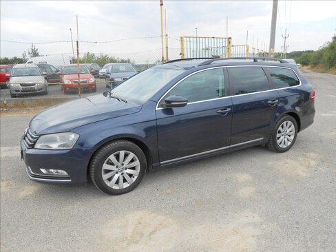 Volkswagen Passat Kombi 2,0 l 103 kw