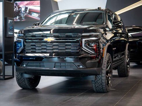 Chevrolet Suburban SUV / Terénní 6,2 l 313 kw