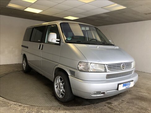 Volkswagen Caravelle VAN / Minibus 2,8 l 150 kw
